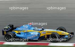 07.05.2004 Barcelona, Spain, F1, Friday, May, Jarno Trulli, ITA, Mild Seven Renault F1 Team, R24, Action, Track  - Formula 1 World Championship, Rd 5, Marlboro Spanish Grand Prix,  ESP