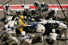 09.05.2004 Barcelona, Spain, F1, Sunday, May, PITSTOP, Ralf Schumacher, GER, BMW WilliamsF1 Team, FW26, Action, Track - Formula 1 World Championship, Rd 5, Marlboro Spanish Grand Prix Race, ESP