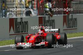 09.05.2004 Barcelona, Spain, F1, Sunday, May, Rubens Barrichello, BRA, Scuderia Ferrari Marlboro, F2004, Action, Track - Formula 1 World Championship, Rd 5, Marlboro Spanish Grand Prix Race, ESP