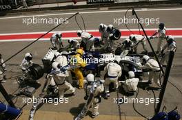 09.05.2004 Barcelona, Spain, F1, Sunday, May, PITSTOP, Juan-Pablo Montoya, COL, Juan Pablo, BMW WilliamsF1 Team, FW26, Action, Track - Formula 1 World Championship, Rd 5, Marlboro Spanish Grand Prix Race, ESP