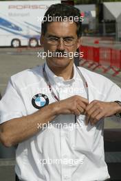 09.05.2004 Barcelona, Spain, F1, Sunday, May, Mario Theissen, Dr., GER, BMW Motorsport Director - Formula 1 World Championship, Rd 5, Marlboro Spanish Grand Prix,  ESP