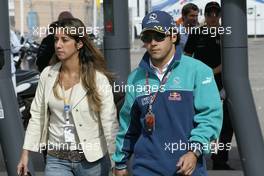 09.05.2004 Barcelona, Spain, F1, Sunday, May, Felipe Massa, BRA, Sauber with his girl friend - Formula 1 World Championship, Rd 5, Marlboro Spanish Grand Prix,  ESP