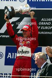 30.05.2004 Nuerburg, Germany F1, Sunday, May, Michael Schumacher, GER, Ferrari - Formula 1 World Championship, Rd 7, European Grand Prix, Podium, Nürburgring, Nürburg, GER