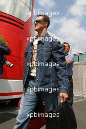 27.05.2004 Nuerburg, Germany F1, Thursday, May, Michael Schumacher, GER, Ferrari arrives at the circuit - Formula 1 World Championship, Rd 7, European Grand Prix,  Nürburgring, Nürburg, GER