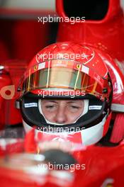 09.07.2004 Silverstone, England, F1, Friday, July, Michael Schumacher, GER, Scuderia Ferrari Marlboro, F2004, Pitlane, Box, Garage - Formula 1 World Championship, Rd 11, British Grand Prix, Practice  Silverstone, GBR