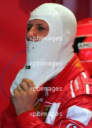 09.07.2004 Silverstone, England, F1, Friday, July, Michael Schumacher, GER, Scuderia Ferrari Marlboro, F2004, Pitlane, Box, Garage - Formula 1 World Championship, Rd 11, British Grand Prix, Practice  Silverstone, GBR