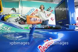 23.07.2004 Hockenheim, Germany, F1, Friday, July, Giancarlo Fisichella, ITA, Sauber, C23, Pitlane, Box, Garage - Formula 1 World Championship, Rd 12, Practice, Grosser Mobil 1 Preis von Deutschland, GER, Hockenheimring Baden-Württemberg