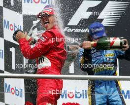 25.07.2004 Hockenheim, Germany, F1, Sunday. July, Jenson Button, GBR, BAR Honda, Michael Schumacher, GER, Ferrari, Fernando Alonso, ESP, Renault F1 Team - Formula 1 World Championship, Rd 12, Podium, Grosser Mobil 1 Preis von Deutschland, GER, Hockenheimring Baden-Württemberg