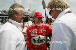 25.07.2004 Hockenheim, Germany, ** QIS, Quick Image Service ** - Formula 1 World Championship, Rd 12, Grosser Mobil 1 Preis von Deutschland, GER, Hockenheimring Baden-Württemberg   - Every used picture is fee-liable. c Copyright: xpb.cc  - PLEASE NOTE: QIS, Quick Image Service is a special service for electronic media. This image will not be captioned with a text describing what is visible on the picture. Instead they will have a generic caption text indicating. For editors needing a correct caption, the high resolution images (fully captioned) of the same pictures will appear some what later at www.xpb.cc. This image of QIS is in low resolution, reduced to a minimum size (format and file size) for quick transfer. More info about QIS is available at www.xpb.cc - This service is offered by xpb.cc limited.