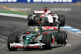 25.07.2004 Hockenheim, Germany,  F1, Sunday, Mark Webber (AUS), Jaguar Racing R5, in front of Takuma Sato (JPN), Lucky Strike BAR Honda 006 - Formula 1 World Championship, Rd 12, Grosser Mobil 1 Preis von Deutschland, GER, Hockenheimring Baden-Württemberg