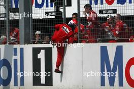 25.07.2004 Hockenheim, Germany, F1, Sunday. July, Rubens Barrichello, BRA, Ferrari had a flat tyre at the end of the race - Formula 1 World Championship, Rd 12, Race, Grosser Mobil 1 Preis von Deutschland, GER, Hockenheimring Baden-Württemberg