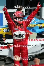 25.07.2004 Hockenheim, Germany, F1, Sunday. July, Michael Schumacher, GER, Ferrari, at Park Ferme - Formula 1 World Championship, Rd 12, Race, Grosser Mobil 1 Preis von Deutschland, GER, Hockenheimring Baden-Württemberg