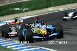 25.07.2004 Hockenheim, Germany, F1, Sunday. July, Jarno Trulli, ITA, Mild Seven Renault F1 Team, R24, Action, Track  leads Mark Webber, AUS, Jaguar Racing, R5, Action, Track - Formula 1 World Championship, Rd 12, Race, Grosser Mobil 1 Preis von Deutschland, GER, Hockenheimring Baden-Württemberg