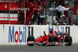 25.07.2004 Hockenheim, Germany, F1, Sunday. July, Michael Schumacher, GER, Scuderia Ferrari Marlboro, F2004, Action, Track - Formula 1 World Championship, Rd 12, Race, Grosser Mobil 1 Preis von Deutschland, GER, Hockenheimring Baden-Württemberg