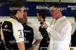 24.07.2004 Hockenheim, Germany, F1, Saturday, July, Ralf Schumacher, GER, BMW WilliamsF1 comes and visits the Williams team whilst he is injured - Formula 1 World Championship, Rd 12, Grosser Mobil 1 Preis von Deutschland, GER, Hockenheimring Baden-Württemberg