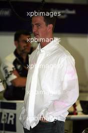 24.07.2004 Hockenheim, Germany, F1, Saturday, July, Ralf Schumacher, GER, BMW WilliamsF1 comes and visits the Williams team whilst he is injured - Formula 1 World Championship, Rd 12, Grosser Mobil 1 Preis von Deutschland, GER, Hockenheimring Baden-Württemberg