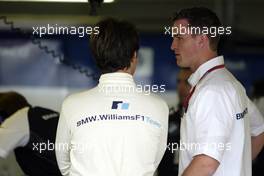 24.07.2004 Hockenheim, Germany, F1, Saturday, July, Ralf Schumacher, GER, BMW WilliamsF1 talks with Antonio Pizzonia, BRA, ( Replacing Ralf Schumacher for this race ) Williams F1 - Formula 1 World Championship, Rd 12, Practice, Grosser Mobil 1 Preis von Deutschland, GER, Hockenheimring Baden-Württemberg