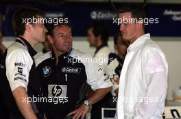 24.07.2004 Hockenheim, Germany, F1, Saturday, July, Ralf Schumacher, GER, BMW WilliamsF1 comes and visits the Williams team whilst he is injured - Formula 1 World Championship, Rd 12, Grosser Mobil 1 Preis von Deutschland, GER, Hockenheimring Baden-Württemberg