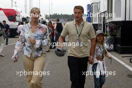 24.07.2004 Hockenheim, Germany, F1, Saturday, July, Bernd Schneider and his doughter - Formula 1 World Championship, Rd 12, Grosser Mobil 1 Preis von Deutschland, GER, Hockenheimring Baden-Württemberg