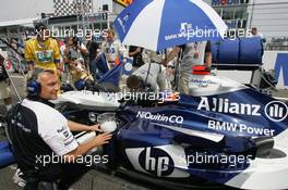 25.07.2004 Hockenheim, Germany, F1, Sunday. July, Juan-Pablo Montoya, COL, BMW WilliamsF1  - Formula 1 World Championship, Rd 12, Grosser Mobil 1 Preis von Deutschland, GER, Hockenheimring Baden-Württemberg