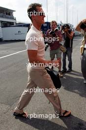 12.08.2004 Budapest, Hungary, F1, Thursday, August, arrival of Michael Schumacher, GER, Ferrari - Formula 1 World Championship, Rd 13, Hungarian Grand Prix, HUN, Hungaroring