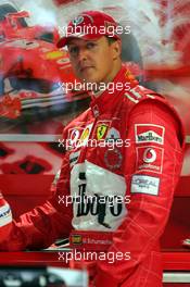 11.09.2004 Monza, Italy, F1, Saturday, September, Michael Schumacher, GER, Scuderia Ferrari Marlboro, F2004, Pitlane, Box, Garage - Formula 1 World Championship, Practice, Rd 15, Italian Grand Prix, ITA, Italy