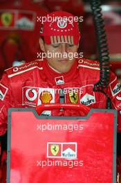 11.09.2004 Monza, Italy, F1, Saturday, September, Michael Schumacher, GER, Scuderia Ferrari Marlboro, F2004, Pitlane, Box, Garage - Formula 1 World Championship, Practice, Rd 15, Italian Grand Prix, ITA, Italy