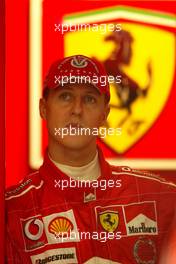 08.10.2004 Suzuka, Japan, F1, Friday, October, Michael Schumacher, GER, Scuderia Ferrari Marlboro, F2004, Pitlane, Box, Garage - Formula 1 World Championship, Rd 17, Japanese Grand Prix, JPN, Japan, Practice