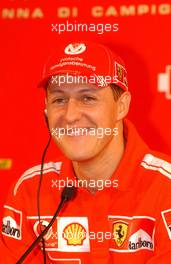 15.01.2004 Madonna di Campiglio, Italy, Press conference with Michael Schumacher (GER), Scuderia Ferrari Marlboro, Portrait - Wrooom 2004, 14th annual Ski Press Meeting of Marlboro Ferrari in Madonna di Campiglio, Italy