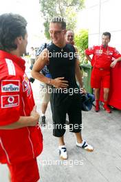 19.03.2004 Sepang, Malaysia, F1, Friday, March, Michael Schumacher, GER, Ferrari, Formula 1 World Championship, Rd 2, Malaysian Grand Prix, KUL, Kuala Lumpur