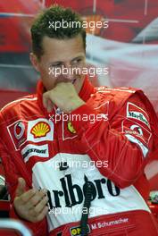 20.03.2004 Sepang, Malaysia, F1, Saturday, March, Michael Schumacher, GER, Scuderia Ferrari Marlboro, F2004, Pitlane, Box, Garage, Portrait, Formula 1 World Championship, Rd 2, Malaysian Grand Prix, KUL, Kuala Lumpur