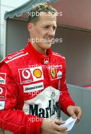 20.03.2004 Sepang, Malaysia, F1, Saturday, March, Michael Schumacher, GER, Ferrari after he got the Pole Position for the race, Paddock Area, Qualifying, Formula 1 World Championship Rd 2, Malaysian Grand Prix, KUL, Kuala Lumpur