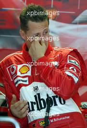 20.03.2004 Sepang, Malaysia, F1, Saturday, March, Michael Schumacher, GER, Scuderia Ferrari Marlboro, F2004, Pitlane, Box, Garage, Portrait, Formula 1 World Championship, Rd 2, Malaysian Grand Prix, KUL, Kuala Lumpur