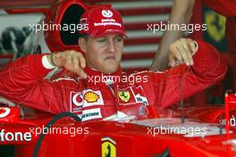 23.04.2004 Imola, San Marino, F1, Friday, April, Michael Schumacher, GER, Scuderia Ferrari Marlboro, F2004, Pitlane, Box, Garage - Practice, Formula 1 World Championship, Rd 4, San Marino Grand Prix, RSM