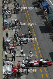 23.04.2004 Imola, San Marino, F1, Friday, April, Olivier Panis, FRA, Panasonic Toyota Racing, TF104, Action, Track in the busy pit lane - Practice, Formula 1 World Championship, Rd 4, San Marino Grand Prix, RSM