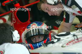 23.04.2004 Imola, San Marino, F1, Friday, April, Jenson Button, GBR, Lucky Strike BAR Honda, BAR006, Pitlane, Box, Garage - Practice, Formula 1 World Championship, Rd 4, San Marino Grand Prix, RSM