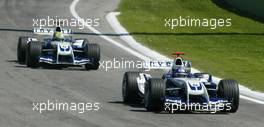25.04.2004 Imola, San Marino, F1, Sunday, April, Juan-Pablo Montoya, COL, BMW WilliamsF1 and Ralf Schumacher, GER, BMW WilliamsF1 Team, FW26, Action, Track - Formula 1 World Championship, race, Rd 4, San Marino Grand Prix, RSM