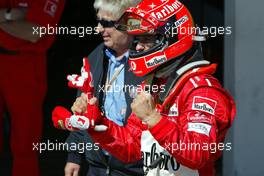 25.04.2004 Imola, San Marino, F1, Sunday, April, park ferme, Michael Schumacher, GER, Ferrari - Formula 1 World Championship, race, Rd 4, San Marino Grand Prix, RSM