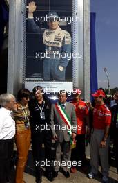 24.04.2004 Imola, San Marino, F1, Saturday, April, Bernie Ecclestone, GBR, Vivane Senna, Michael Schumacher, GER, Ferrari and Rubens Barrichello, BRA, Ferrari - Formula 1 World Championship, Rd 4, San Marino Grand Prix, RSM