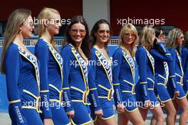 25.04.2004 Imola, San Marino, F1, Sunday, April, grid girls - Formula 1 World Championship, Rd 4, San Marino Grand Prix, RSM