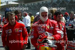 25.04.2004 Imola, San Marino, F1, Sunday, April, Michael Schumacher, GER, Ferrari, Portrait - Formula 1 World Championship, Rd 4, San Marino Grand Prix, RSM