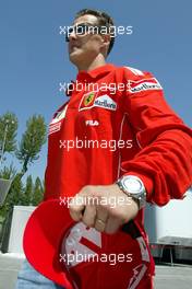 22.04.2004 Imola, San Marino, F1, Thursday, April, Michael Schumacher, GER, Ferrari, arrive at the track - Formula 1 World Championship, Rd 4, San Marino Grand Prix, RSM