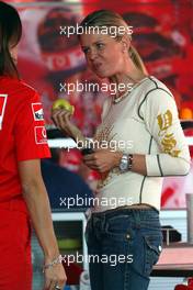 22.04.2004 Imola, San Marino, F1, Thursday, April, Corina Schumacher, GER, Corinna, wife of Michael Schumacher, Portrait at the Ferrari Motorhome after she arrived - Formula 1 World Championship, Rd 4, San Marino Grand Prix, RSM