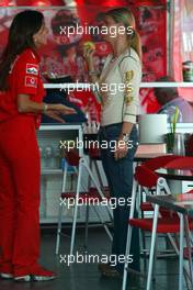 22.04.2004 Imola, San Marino, F1, Thursday, April, Corina Schumacher, GER, Corinna, wife of Michael Schumacher, Portrait at the Ferrari Motorhome after she arrived - Formula 1 World Championship, Rd 4, San Marino Grand Prix, RSM