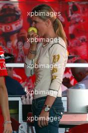 22.04.2004 Imola, San Marino, F1, Thursday, April, Corina Schumacher, GER, Corinna, wife of Michael Schumacher, Portrait at the Ferrari Motorhome after she arrived - Formula 1 World Championship, Rd 4, San Marino Grand Prix, RSM