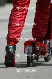 18.06.2004 Indianapolis, USA, F1, Friday, June, Michael Schumacher, GER, Ferrari shoe - Formula 1 World Championship, Rd 9, USA Grand Prix, USA