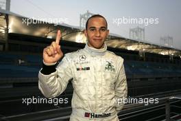 10.12.2004 Bahrain, Lewis Hamilton - Friday, December, Bahrain Formula 3 Superprix