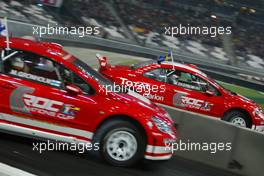 04.11.2004 Paris, France, Race of Champions at the Stade de France, Saturday, Mattias Ekstrom, SWE and Marcus Gronholm, FIN - Formel 1, Paris, France, December 2004