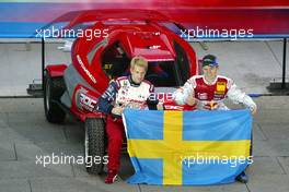 04.11.2004 Paris, France, Race of Champions at the Stade de France, Saturday, Team Sweden, Kenny Brack, SWE and Mattias Ekstrom, SWE - Formel 1, Paris, France, December 2004