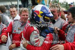 05.06.2005 Brno, Czech Republic,  Mattias Ekström (SWE), Audi Sport Team Abt Sportsline, being congratulated by his mechanics - DTM 2005 at Automotodrom Brno, Czech Republic (Deutsche Tourenwagen Masters)